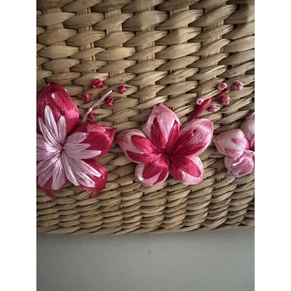 House of AnLi Basket vintage Beige pink floral detail plaid inside —see Pictures